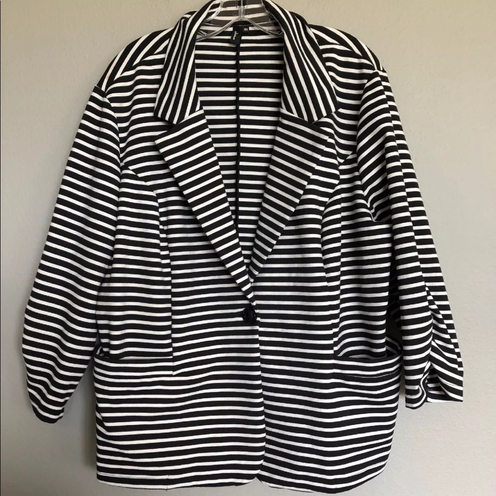 Ambition Stripe Blazer Single Button (3X)